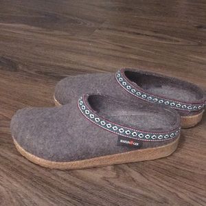 Haflinger Clogs Size 9.5